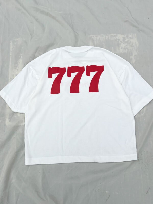 Boxy Fit 777