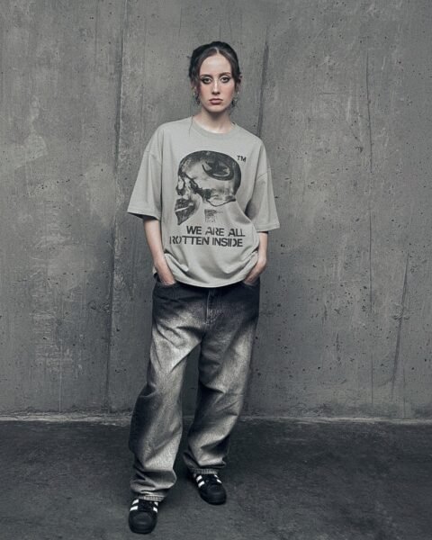 Camiseta “Rotten Inside” – Oversize Boxy Fit