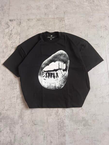 Camiseta Oversize Boxy Fit “Bite” – Negro