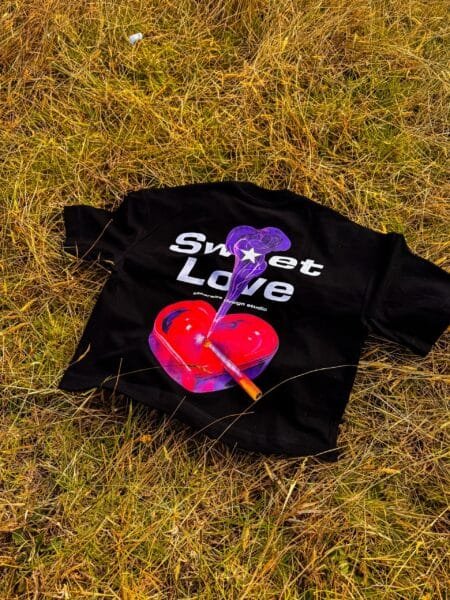 SWEET LOVE TEE – BLACK