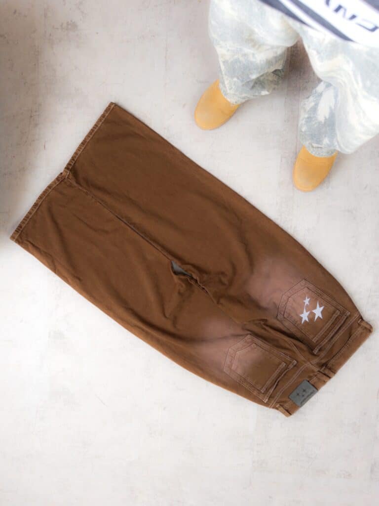 idg_20260407_164600_045 Jean Baggy Fit Brown Stars