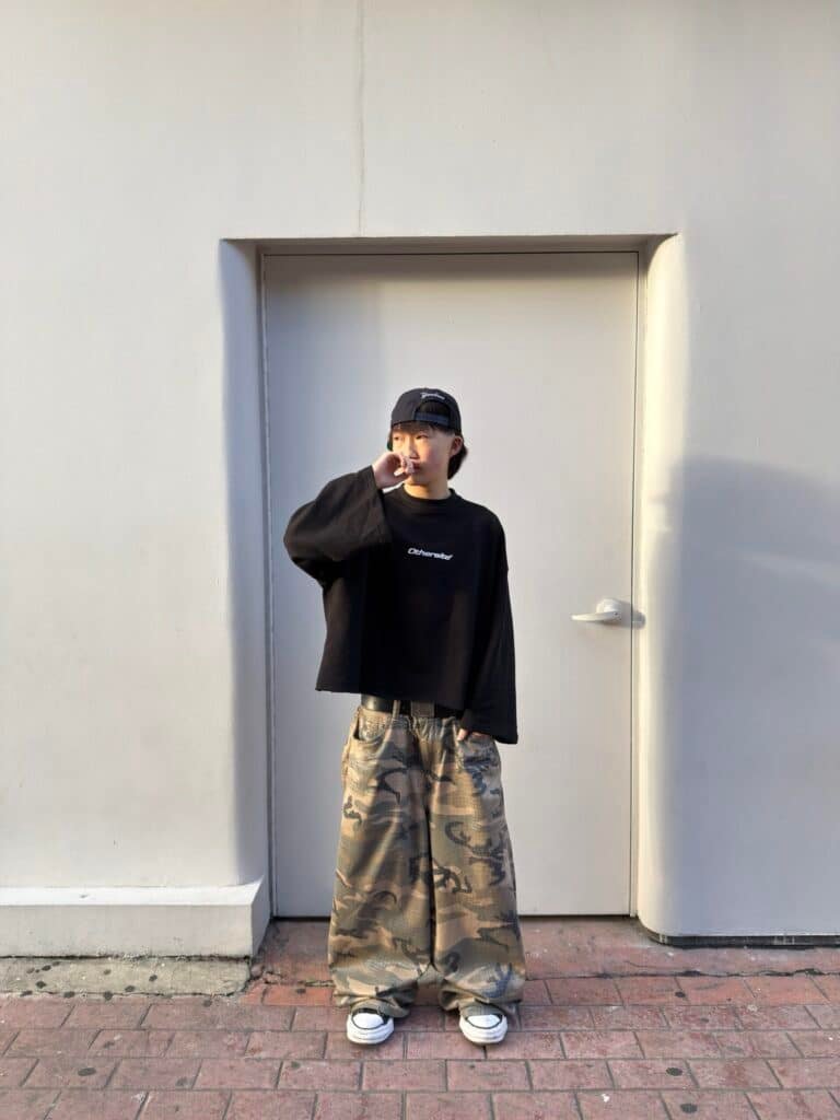 Long Sleeve Boxy Fit Othersite®Studios-Negro